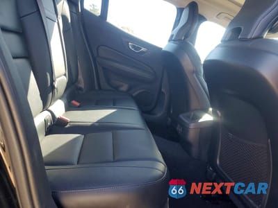 Zdjęcie 10 z 12 samochodu: 2022 VOLVO S60 B5 MOMENTUM VIN:7JRL12FZ5NG154358 - miniatura