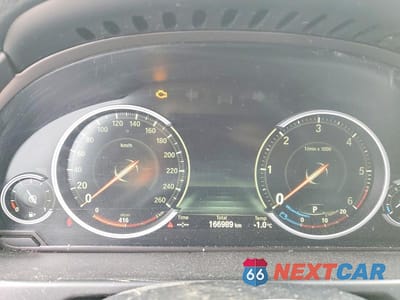 Zdjęcie 9 z 13 samochodu: 2015 BMW X5 XDRIVE35D VIN:5UXKS4C58F0N06880 - miniatura