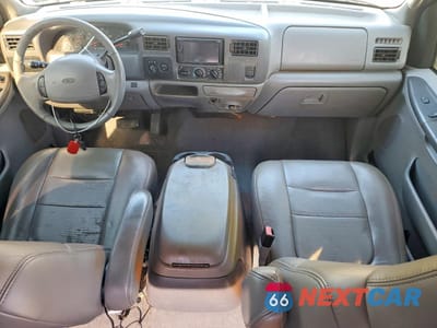 Zdjęcie 8 z 14 samochodu: 2001 FORD F350 SUPER DUTY VIN:1FTWW33F11EC16096 - miniatura