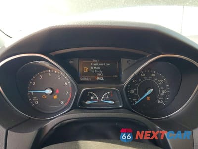 Zdjęcie 9 z 12 samochodu: 2017 FORD FOCUS S VIN:1FADP3E26HL338804 - miniatura