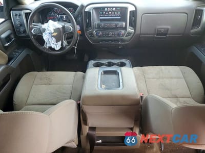 Zdjęcie 8 z 12 samochodu: 2017 CHEVROLET SILVERADO K1500 LT VIN:3GCUKREC6HG298113 - miniatura