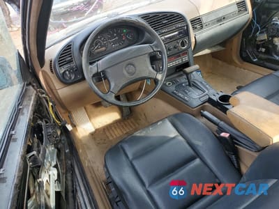 Zdjęcie 8 z 12 samochodu: 1994 BMW 325 IC AUTOMATIC VIN:WBABJ6329RJD36484 - miniatura