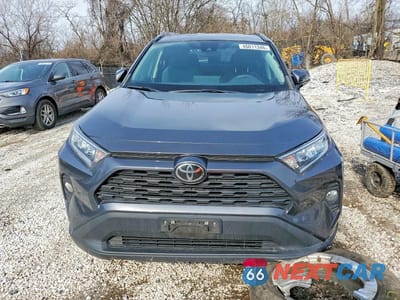 Piąte zdjęcie samochodu w środku: 2020 TOYOTA RAV4 XLE VIN:2T3P1RFV2LC127899 - miniatura
