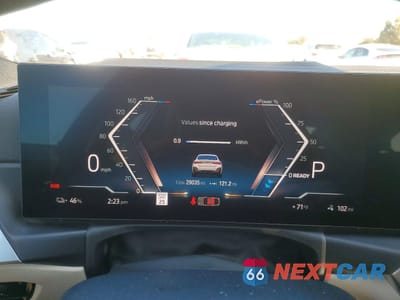 Zdjęcie 9 z 12 samochodu: 2023 BMW I4 M50 VIN:WBY33AW09PFP80295 - miniatura