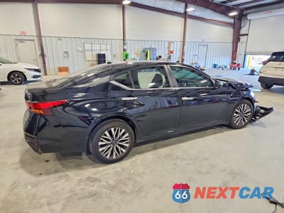 Trzecie zdjęcie samochodu z tyłu: 2024 NISSAN ALTIMA 2.5 SV VIN:1N4BL4DV9RN367823 - miniatura