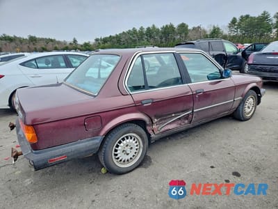 Trzecie zdjęcie samochodu z tyłu: 1987 BMW 325 E AUTOMATIC VIN:WBAAE6405H1706290 - miniatura