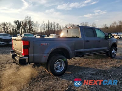 Trzecie zdjęcie samochodu z tyłu: 2025 FORD F350 SUPER DUTY VIN:1FT8W3DT0SEC91242 - miniatura
