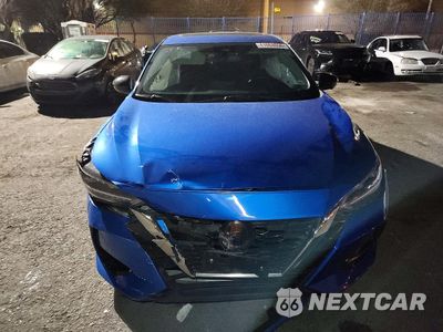 Piąte zdjęcie samochodu w środku: 2021 NISSAN SENTRA SR VIN:3N1AB8DV2MY329283 - miniatura