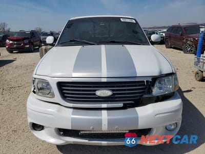 Piąte zdjęcie samochodu w środku: 2002 FORD F150 SVT LIGHTNING VIN:2FTZF07332CA86454 - miniatura