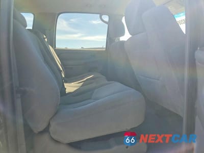 Zdjęcie 11 z 12 samochodu: 2005 CHEVROLET SUBURBAN C1500 VIN:3GNEC16Z95G119748 - miniatura
