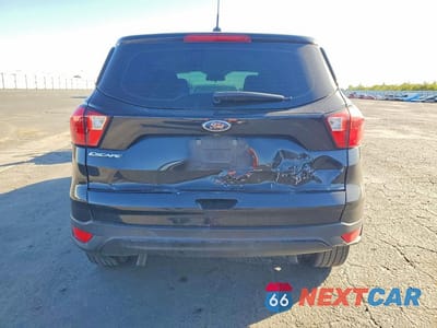 Zdjęcie 6 z 12 samochodu: 2019 FORD ESCAPE S VIN:1FMCU0F70KUB63065 - miniatura