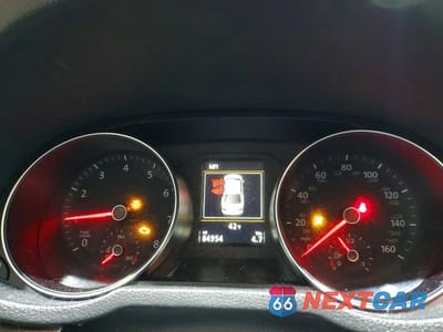 Zdjęcie 9 z 11 samochodu: 2018 VOLKSWAGEN PASSAT SEL PREMIUM VIN:1VWCA7A34JC007462 - miniatura