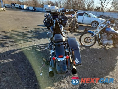 Czwarte zdjęcie samochodu z boku: 2023 HARLEY DAVIDSON FLTRX VIN:1HD1KHC15PB675857 - miniatura