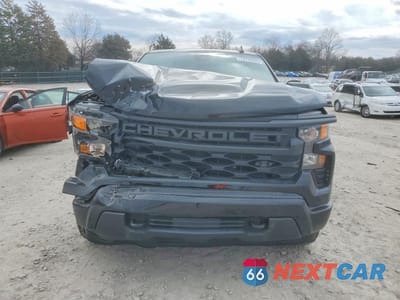 Piąte zdjęcie samochodu w środku: 2023 CHEVROLET SILVERADO K1500 CUSTOM VIN:1GCPDBEK2PZ114127 - miniatura