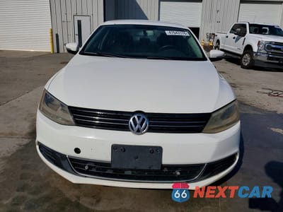 Piąte zdjęcie samochodu w środku: 2013 VOLKSWAGEN JETTA SE VIN:3VWDP7AJ9DM207337 - miniatura