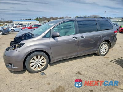 2014 TOYOTA SIENNA XLE 7-PASSENGER 5TDDK3DC0ES082687 - główne zdjęcie licytacji z USA - miniatura