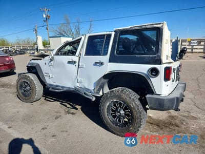 Drugie zdjęcie samochodu z przodu: 2017 JEEP WRANGLER UNLIMITED SPORT VIN:1C4BJWDG1HL664320 - miniatura