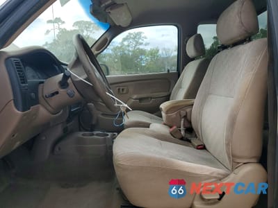 Zdjęcie 7 z 12 samochodu: 2001 TOYOTA TACOMA BASE VIN:5TEVL52N81Z805930 - miniatura