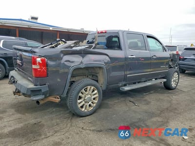 Trzecie zdjęcie samochodu z tyłu: 2016 GMC SIERRA K2500 DENALI VIN:1GT12UEG7GF152425 - miniatura