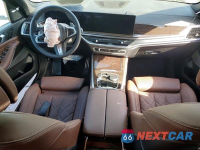 Zdjęcie 8 z 14 samochodu: 2026 BMW X5 XDRIVE40I VIN:5UX23EU03T9364578 - miniatura