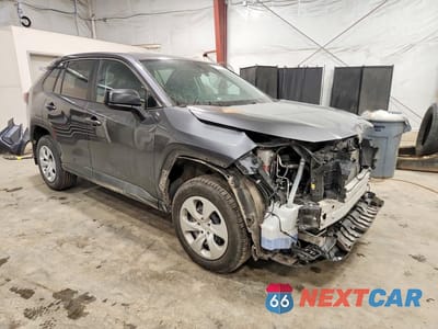 Czwarte zdjęcie samochodu z boku: 2024 TOYOTA RAV4 LE VIN:2T3F1RFV8RC425524 - miniatura