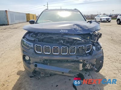 Piąte zdjęcie samochodu w środku: 2024 JEEP COMPASS LIMITED VIN:3C4NJDCN3RT165722 - miniatura