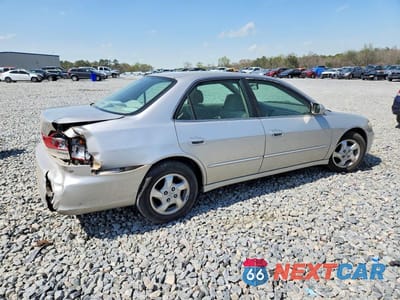 Trzecie zdjęcie samochodu z tyłu: 1998 HONDA ACCORD EX VIN:1HGCG5654WA067228 - miniatura