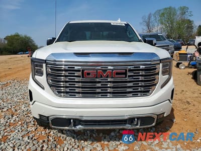 Piąte zdjęcie samochodu w środku: 2023 GMC SIERRA K1500 DENALI VIN:3GTUUGE83PG285179 - miniatura
