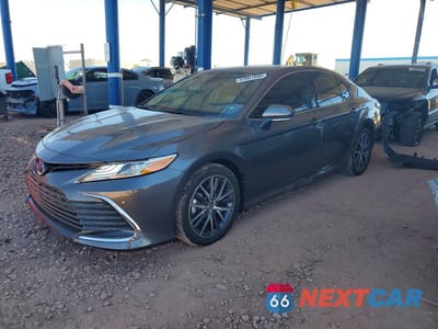 2024 TOYOTA CAMRY XLE 4T1F31AK4RU630919 - główne zdjęcie licytacji z USA - miniatura