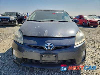 Piąte zdjęcie samochodu w środku: 2011 TOYOTA PRIUS THREE VIN:JTDKN3DU9B0284143 - miniatura