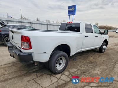 Trzecie zdjęcie samochodu z tyłu: 2023 RAM 3500 TRADESMAN VIN:3C63RRGL1PG575499 - miniatura