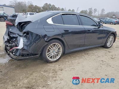 Trzecie zdjęcie samochodu z tyłu: 2024 BMW 530 XI VIN:WBA53FJ02RCS13488 - miniatura