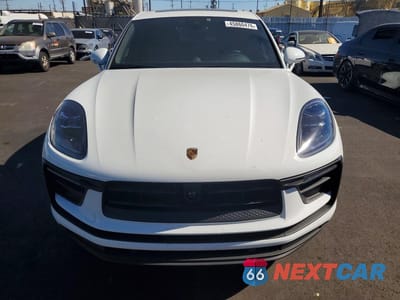 Piąte zdjęcie samochodu w środku: 2024 PORSCHE MACAN BASE VIN:WP1AA2A52RLB03857 - miniatura