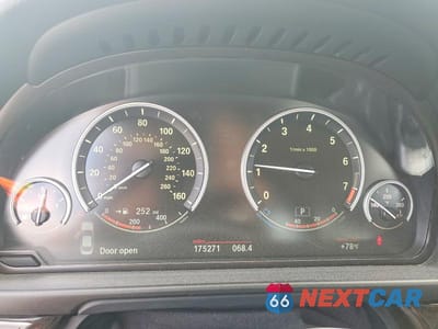 Zdjęcie 9 z 12 samochodu: 2015 BMW 535 XI VIN:WBA5B3C57FD545622 - miniatura