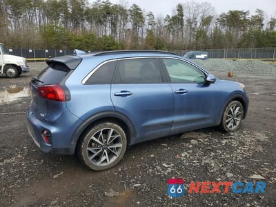 Trzecie zdjęcie samochodu z tyłu: 2020 KIA NIRO TOURING SPECIAL EDITION VIN:KNDCC3LC0L5395400 - miniatura