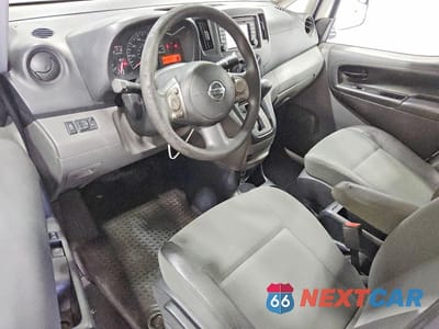 Zdjęcie 8 z 14 samochodu: 2015 NISSAN NV200 SV VIN:3N6CM0KNXFK715456 - miniatura