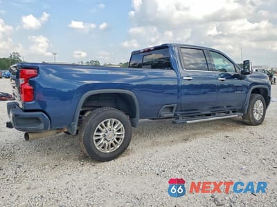 Trzecie zdjęcie samochodu z tyłu: 2022 CHEVROLET SILVERADO K3500 HIGH COUNTRY VIN:1GC4YVEY9NF281922 - miniatura