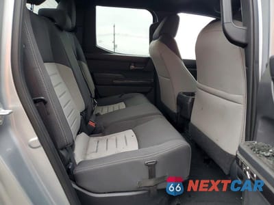 Zdjęcie 10 z 12 samochodu: 2024 TOYOTA TACOMA TRD OFF-ROAD VIN:3TMLB5JN8RM063596 - miniatura
