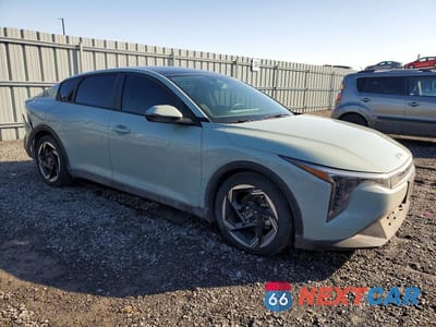 Czwarte zdjęcie samochodu z boku: 2025 KIA K4 EX VIN:3KPFU4DE4SE093031 - miniatura