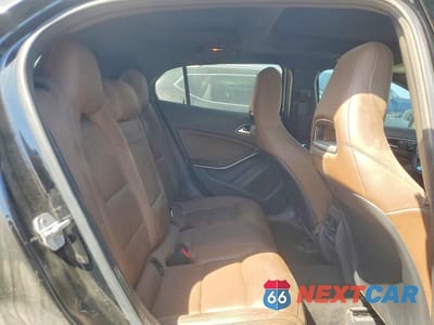 Zdjęcie 10 z 12 samochodu: 2015 MERCEDES-BENZ GLA 250 VIN:WDCTG4EB6FJ143946 - miniatura