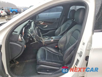 Zdjęcie 7 z 12 samochodu: 2018 MERCEDES-BENZ C 300 4MATIC VIN:55SWF4KB0JU257286 - miniatura