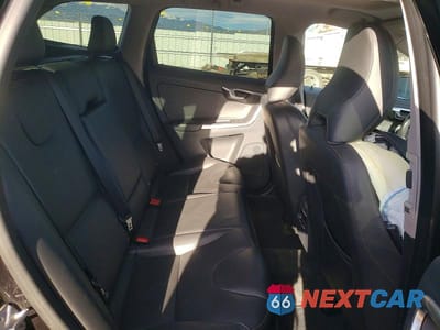 Zdjęcie 10 z 11 samochodu: 2017 VOLVO XC60 T6 DYNAMIC VIN:YV449MRR5H2069084 - miniatura