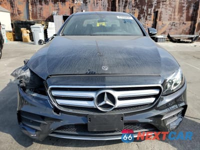 Piąte zdjęcie samochodu w środku: 2020 MERCEDES-BENZ E 350 VIN:WDDZF8DB3LA751775 - miniatura