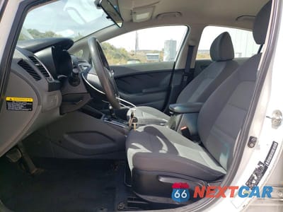 Zdjęcie 7 z 12 samochodu: 2018 KIA FORTE LX VIN:3KPFK4A78JE273266 - miniatura
