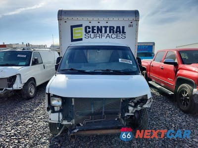 Piąte zdjęcie samochodu w środku: 2017 CHEV EXPRESS G3500 VIN:1GB3GSCGXH1120153 - miniatura