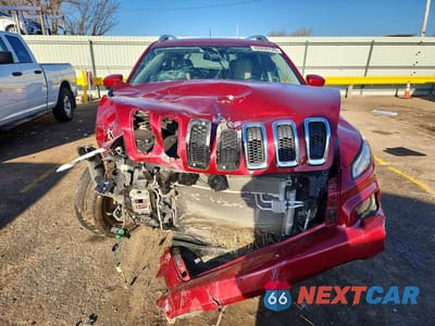 Piąte zdjęcie samochodu w środku: 2017 JEEP CHEROKEE LIMITED VIN:1C4PJLDS0HW644177 - miniatura