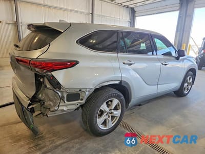 Trzecie zdjęcie samochodu z tyłu: 2021 TOYOTA HIGHLANDER L VIN:5TDCZRBH0MS075827 - miniatura