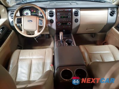Zdjęcie 8 z 13 samochodu: 2013 FORD EXPEDITION XLT VIN:1FMJU1J55DEF23818 - miniatura