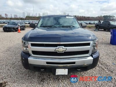 Piąte zdjęcie samochodu w środku: 2011 CHEVROLET SILVERADO K1500 LS VIN:3GCPKREA0BG236578 - miniatura