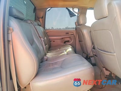 Zdjęcie 10 z 12 samochodu: 2005 CHEVROLET SILVERADO K1500 VIN:2GCEK13T651399049 - miniatura